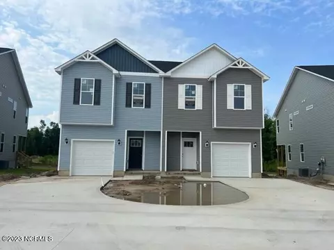 407 Blockade Shoal Ln, Jacksonville, NC 28546