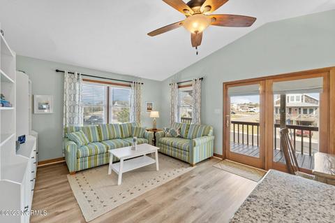 407 W Third St, Kill Devil Hills, NC 27948 photo 6