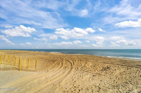 407 W Third St, Kill Devil Hills, NC 27948 photo 33