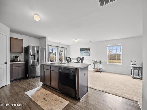 900 Haystack Ln, Jacksonville, NC 28546 photo 14