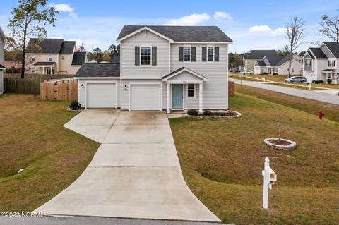 900 Haystack Ln, Jacksonville, NC 28546 photo 5
