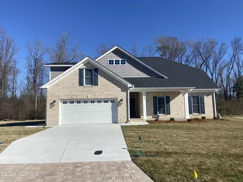 3801 Oliver Ct, Winterville, NC 28590