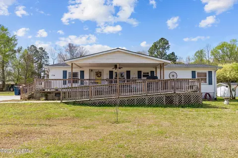 774 Possum Track Rd, Chocowinity, NC 27817 photo 1