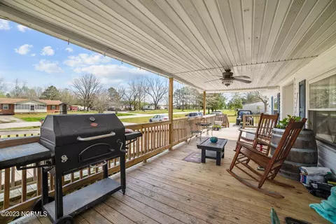 774 Possum Track Rd, Chocowinity, NC 27817 photo 5