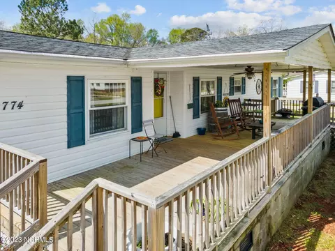 774 Possum Track Rd, Chocowinity, NC 27817 photo 4