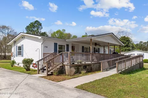 774 Possum Track Rd, Chocowinity, NC 27817 photo 2