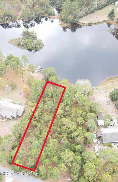 23 Ash Road, Boiling Spring Lakes, NC 28461