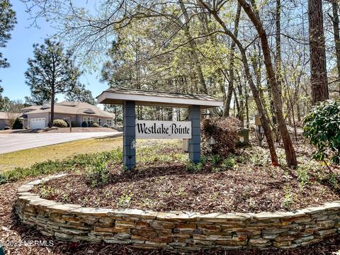 30 Westlake Pointe Ln, Pinehurst, NC 28374 photo 1