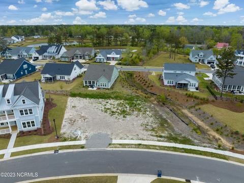 188 Knots Bend Drive, Hampstead, NC 28443