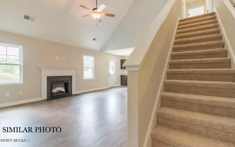 404 Silverstone Pl, Hubert, NC 28539 photo 8