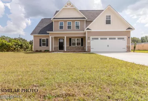 404 Silverstone Pl, Hubert, NC 28539 photo 2