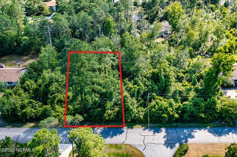6109 Gondolier Dr, New Bern, NC 28560