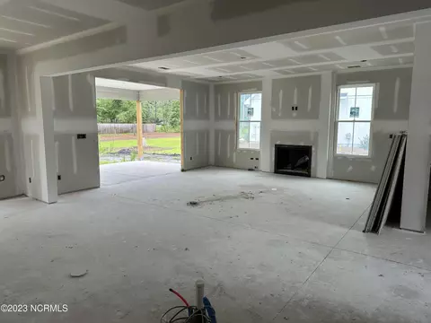 183 Hampton Ct, Hampstead, NC 28443 photo 3