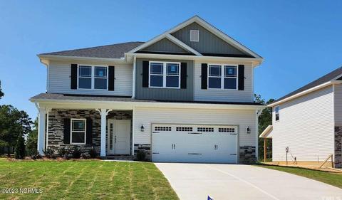 813 Washington Sq, Richlands, NC 28574