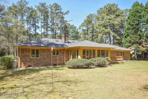 32 Shadow Dr, Whispering Pines, NC 28327 photo 63