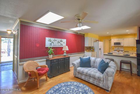 32 Shadow Dr, Whispering Pines, NC 28327 photo 29