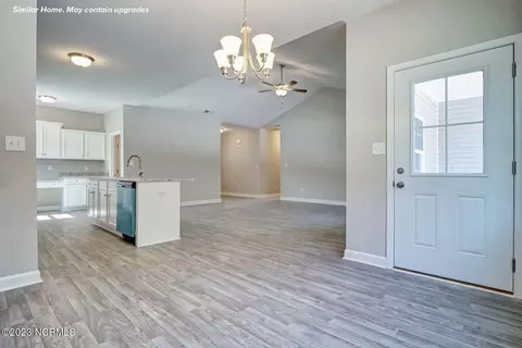 618 Riggs Rd, Hubert, NC 28539 photo 11