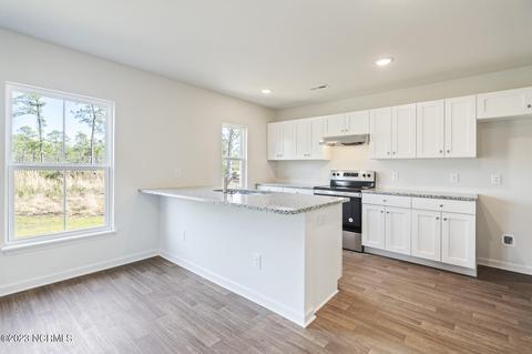 917 Fox St, Shallotte, NC 28470 photo 7