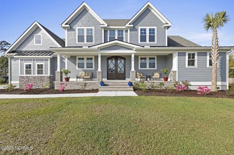 418 W Island View Dr, Hampstead, NC 28443