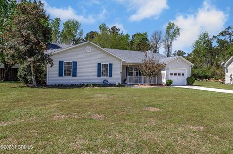 215 Dame Ct, Hubert, NC 28539 photo 2