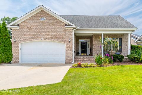 410 Raintree Dr, Greenville, NC 27834