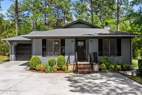 2410 Longleaf Dr SW, Pinehurst, NC 28374 photo 1
