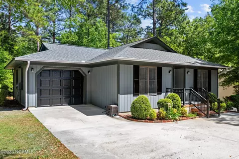2410 Longleaf Dr SW, Pinehurst, NC 28374 photo 4