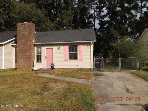 357 W Frances St, Jacksonville, NC 28546