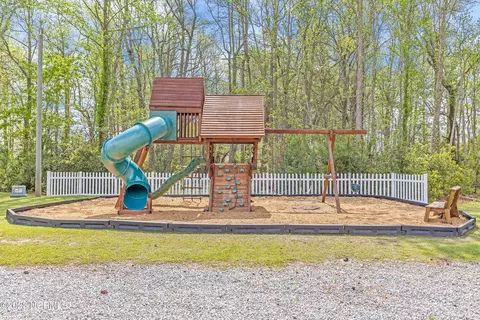 107 Superior Ct, Hampstead, NC 28443 photo 45
