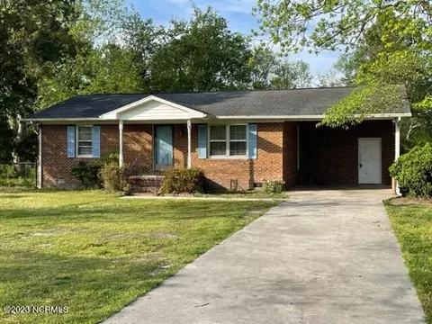 1692 Guyton Rd, Bladenboro, NC 28320