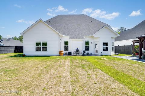 318 Bear Run, Maple Hill, NC 28454 photo 33