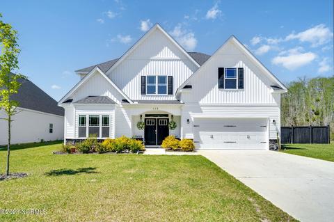 318 Bear Run, Maple Hill, NC 28454