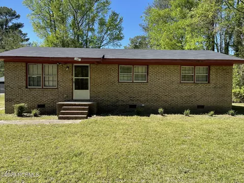 107 Poplar St, Garysburg, NC 27831