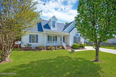 723 Carrington Ln, Winterville, NC 28590