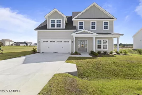 739 Aria Ln, Hubert, NC 28539