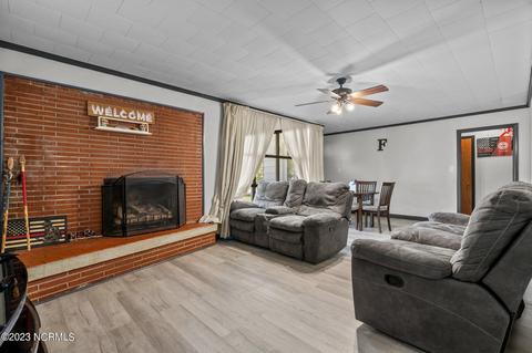 308 E Randolph St, Candor, NC 27229 photo 5
