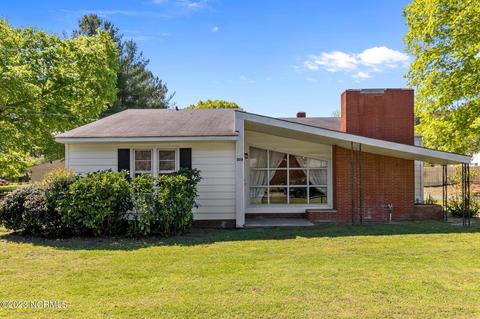 308 E Randolph St, Candor, NC 27229 photo 1