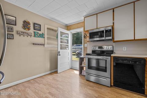 308 E Randolph St, Candor, NC 27229 photo 8