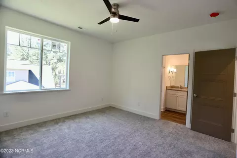105 Devon Cir, Aberdeen, NC 28315 photo 58