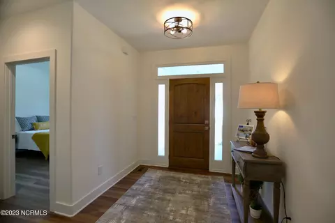 105 Devon Cir, Aberdeen, NC 28315 photo 8