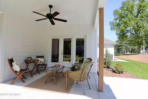 105 Devon Cir, Aberdeen, NC 28315 photo 68