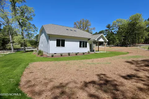 105 Devon Cir, Aberdeen, NC 28315 photo 64