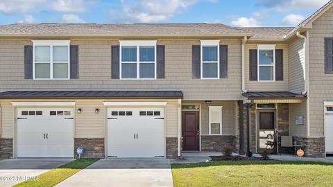 207 Boyington Place Rd, Midway Park, NC 28544
