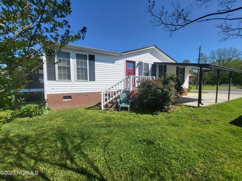 127 Apache Rd, Harrellsville, NC 27942