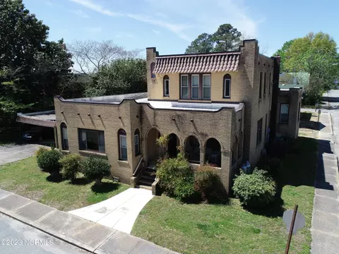 107 N Broad St, Columbia, NC 27925