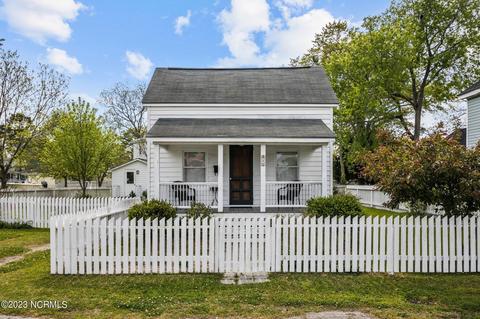 811 N Cool Ave, New Bern, NC 28560