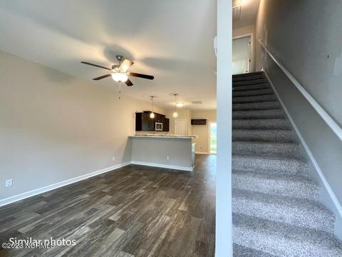 113 Jaydn Dr E, Jacksonville, NC 28546 photo 2