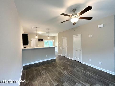 113 Jaydn Dr E, Jacksonville, NC 28546 photo 4