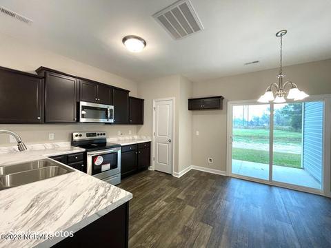 113 Jaydn Dr E, Jacksonville, NC 28546 photo 11