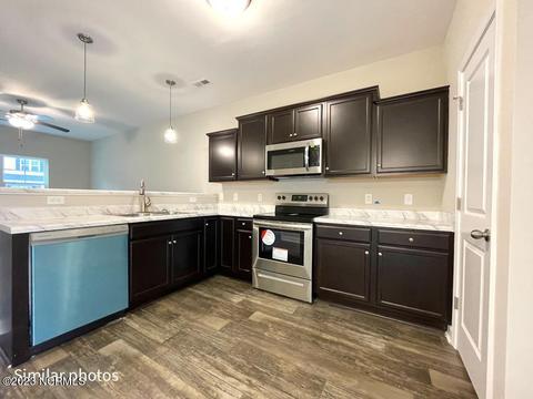113 Jaydn Dr E, Jacksonville, NC 28546 photo 9